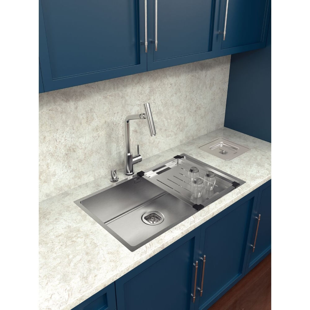 Bandeja-Perfurada-Collection-em-Aco-Inox-43x32-cm---Tramontina-692755