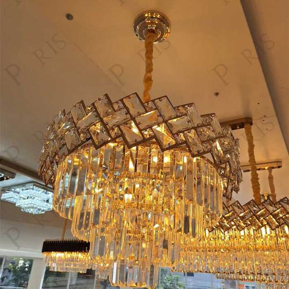 lustre_dourado_com_cristais_transparente_50cm_8e14_1571814906_3aa3_600x600.jpg